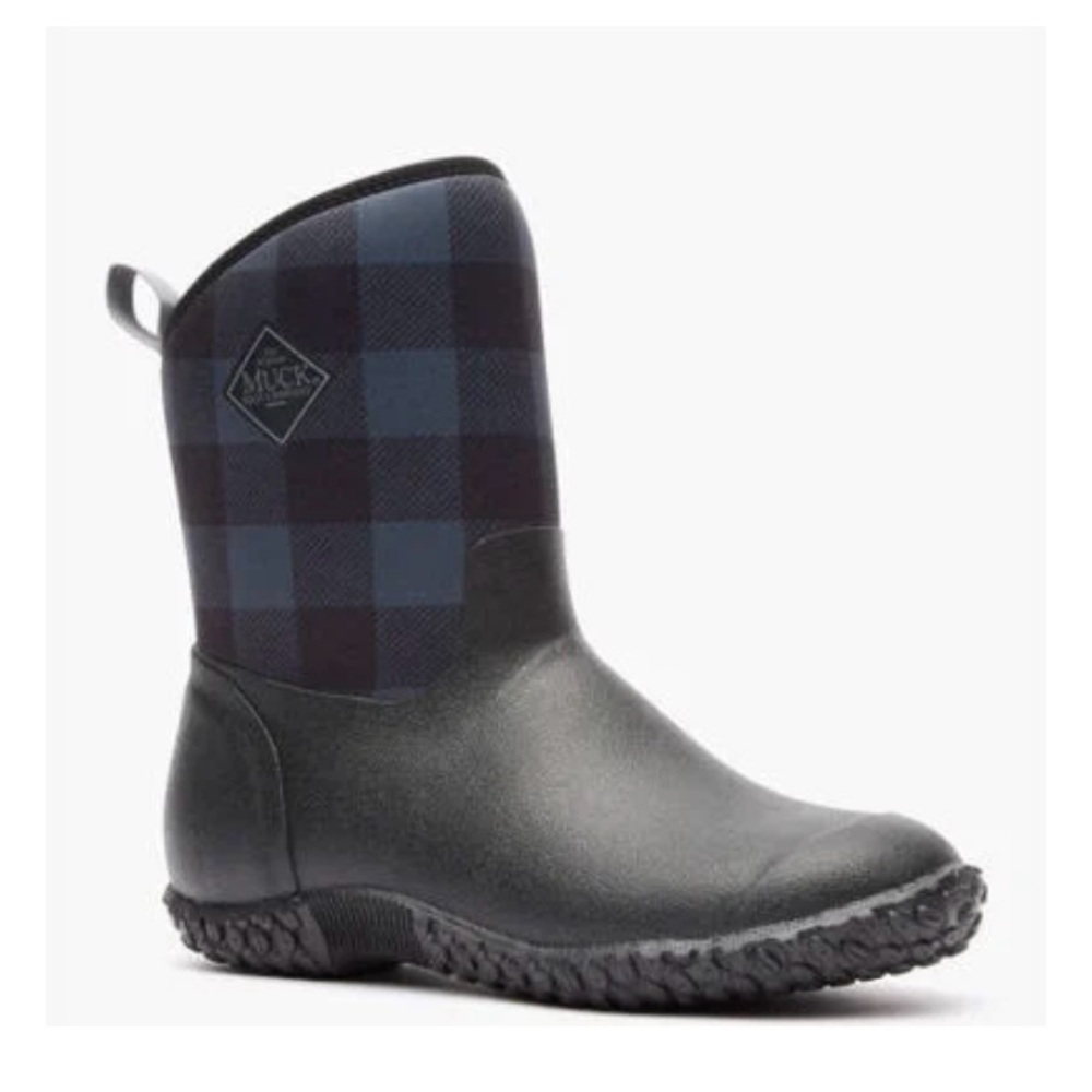Women's Muck Black and Blue Boots